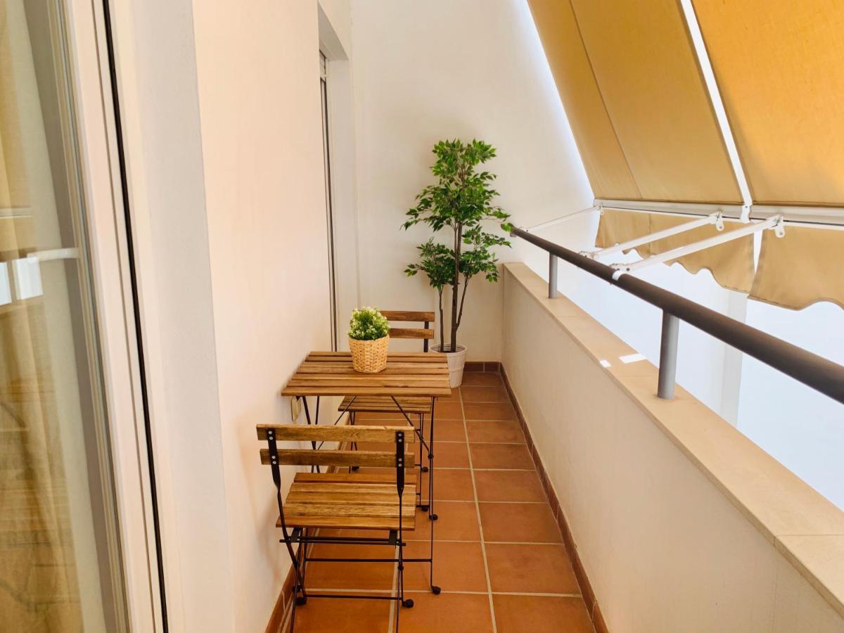 Homely Malaga Parras Con Terraza Interior Y Parking Privado Bajo Suplemento Exterior photo